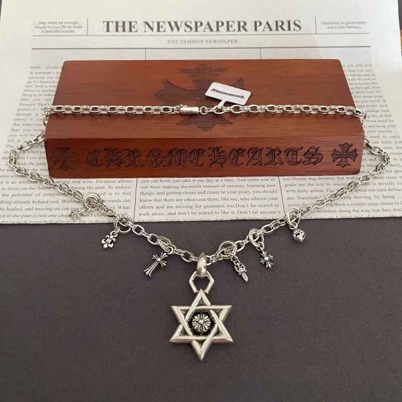 Ch*0me He**ts necklaces